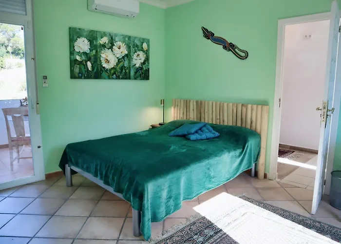 Casa Castillo Villa *